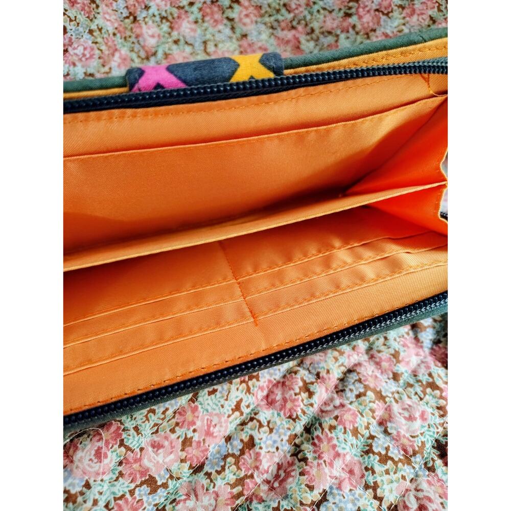Vera Bradley Jazzy Swirls Turnlock Wallet NWT Pink Orange Gray MSRP $49 - Picture 12 of 12